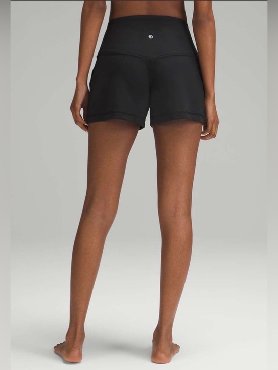 lululemon athletica Pants - NWOT New Lululemon Align Classic-Fit High-Rise Short 3" Black